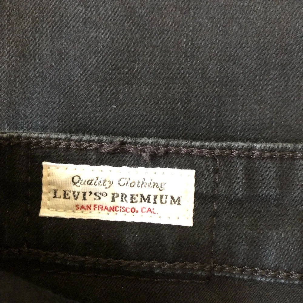 LEVIS HIGH RISE SKINNY JEANS 🖤 - Picture 5 of 7